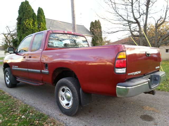 Toyota Tundra 2000 photo 3