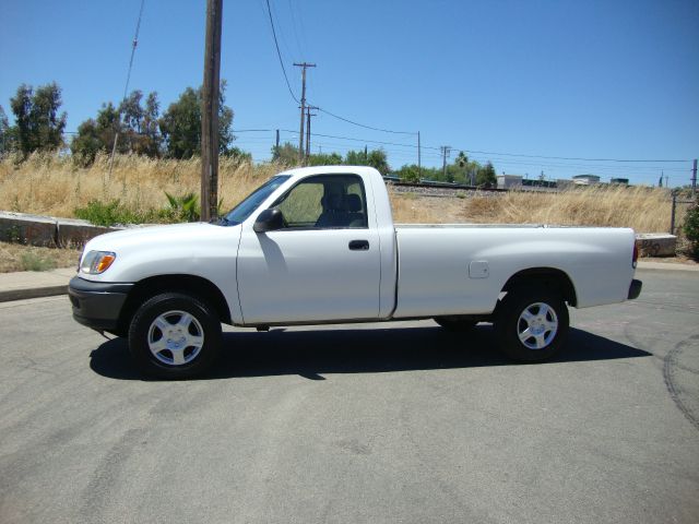 Toyota Tundra 2000 photo 2