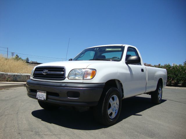 Toyota Tundra 2000 photo 3