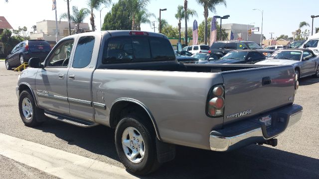 Toyota Tundra 2000 photo 2