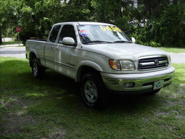 Toyota Tundra 2000 photo 2