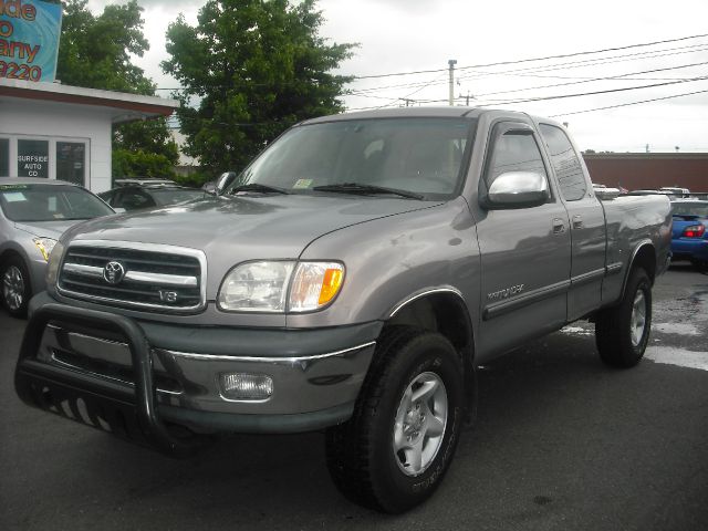 Toyota Tundra 2000 photo 1