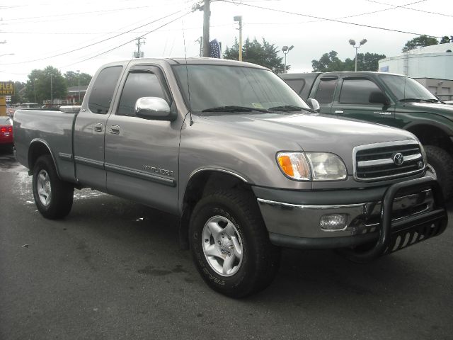 Toyota Tundra 2000 photo 2