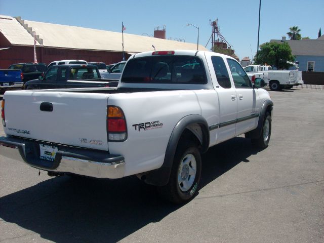 Toyota Tundra 2000 photo 2