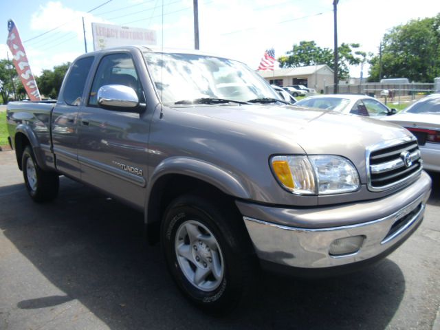 Toyota Tundra 2000 photo 1