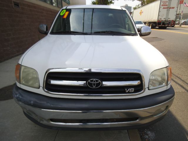 Toyota Tundra 2001 photo 4