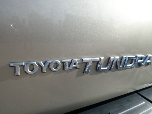 Toyota Tundra 2002 photo 1