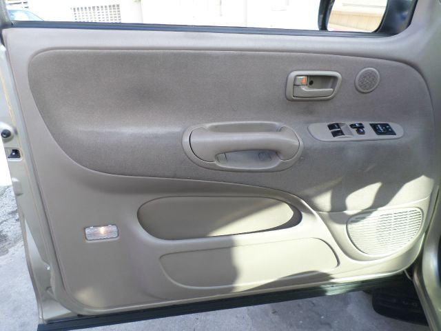 Toyota Tundra 2002 photo 12