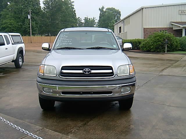 Toyota Tundra 2002 photo 1