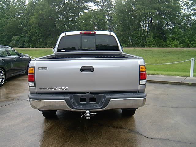 Toyota Tundra 2002 photo 2