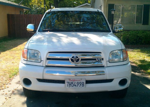 Toyota Tundra 2003 photo 2