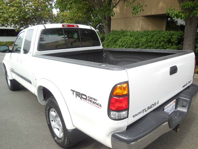 Toyota Tundra 2003 photo 2