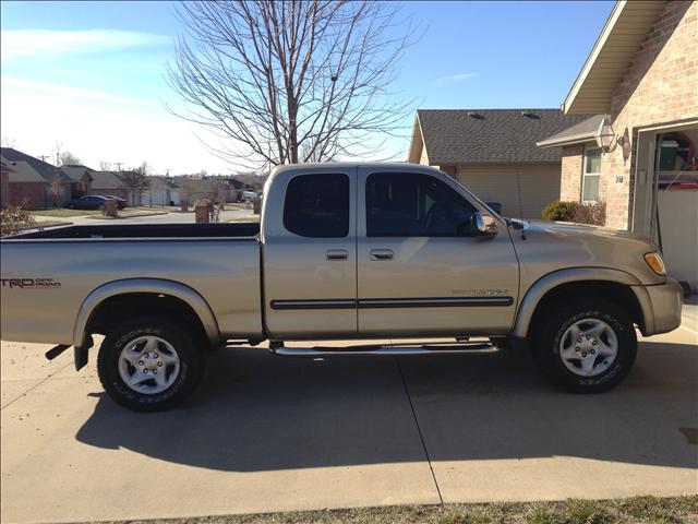 Toyota Tundra 2003 photo 1