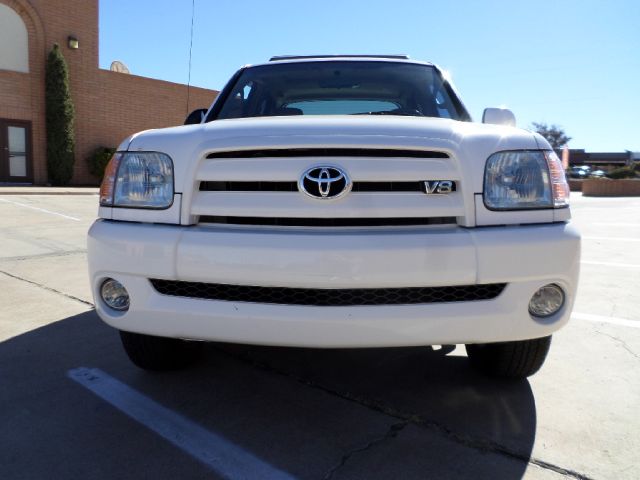 Toyota Tundra 2004 photo 1