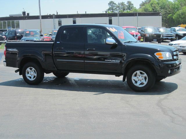 Toyota Tundra 2004 photo 3