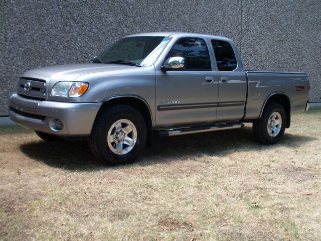 Toyota Tundra 2004 photo 1