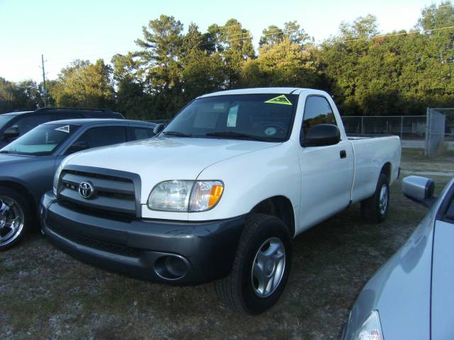 Toyota Tundra 2004 photo 1