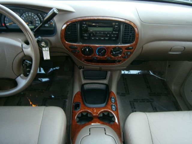 Toyota Tundra 2004 photo 3