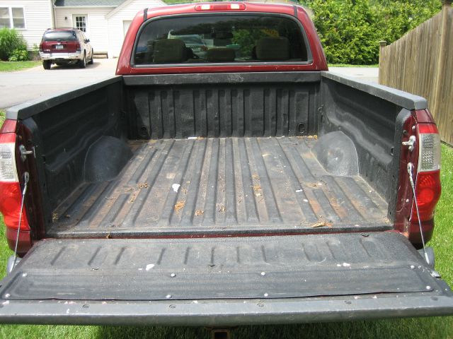 Toyota Tundra 2004 photo 4