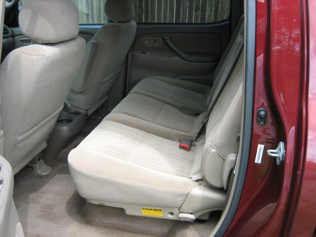 Toyota Tundra 2004 photo 5