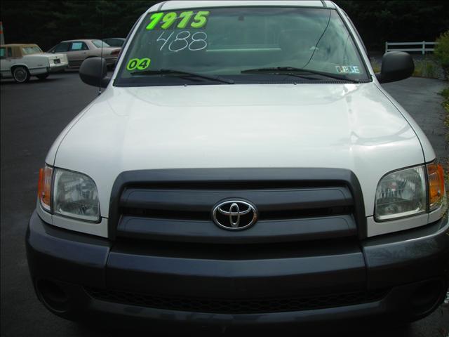 Toyota Tundra Base Pickup