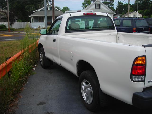 Toyota Tundra 2004 photo 4