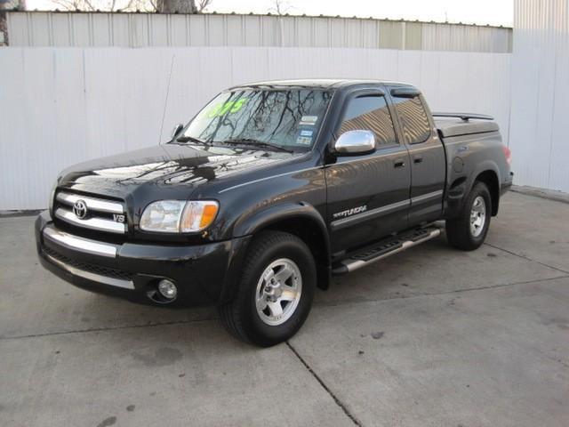 Toyota Tundra 2004 photo 1