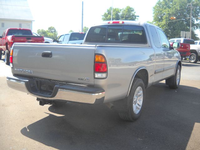 Toyota Tundra 2004 photo 3