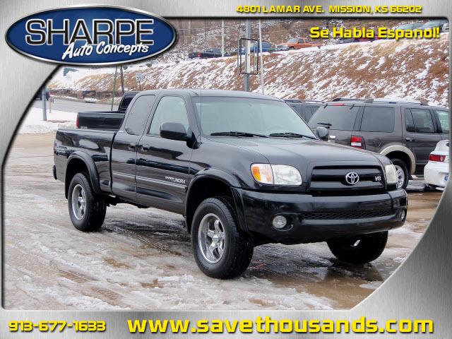 Toyota Tundra TRIO Pickup