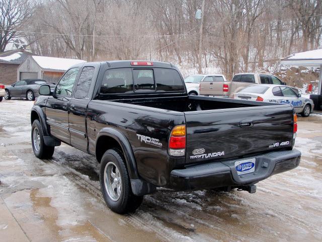 Toyota Tundra 2004 photo 1