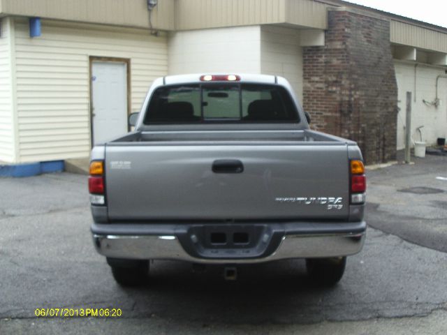 Toyota Tundra 2004 photo 4