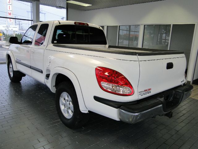 Toyota Tundra 2004 photo 10