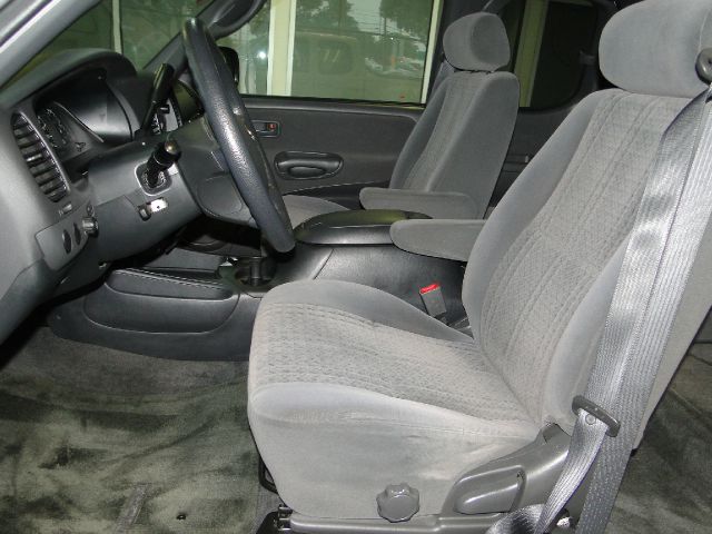 Toyota Tundra 2004 photo 5