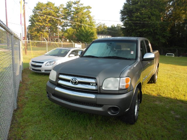 Toyota Tundra TRIO Pickup Truck