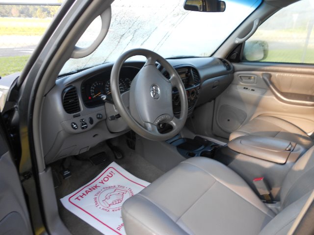 Toyota Tundra 2004 photo 1