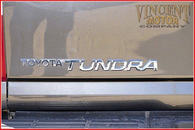 Toyota Tundra 2004 photo 2