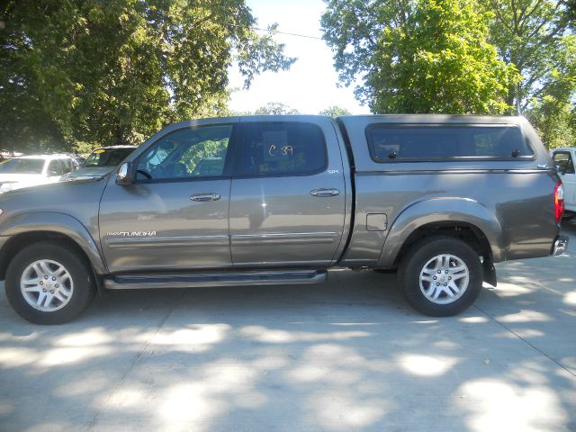 Toyota Tundra 2004 photo 3