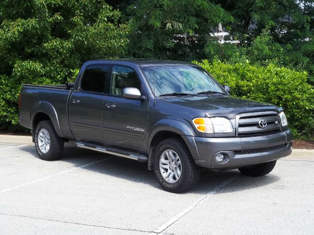 Toyota Tundra 2004 photo 1