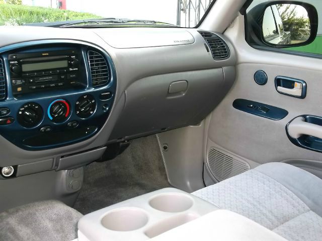 Toyota Tundra 2004 photo 16