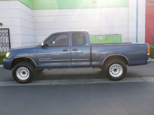 Toyota Tundra 2004 photo 8