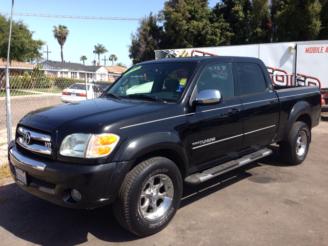 Toyota Tundra 2004 photo 1