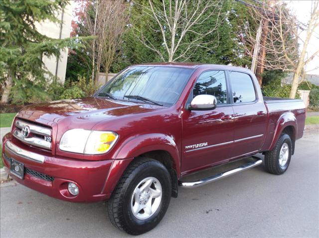 Toyota Tundra TRIO Pickup