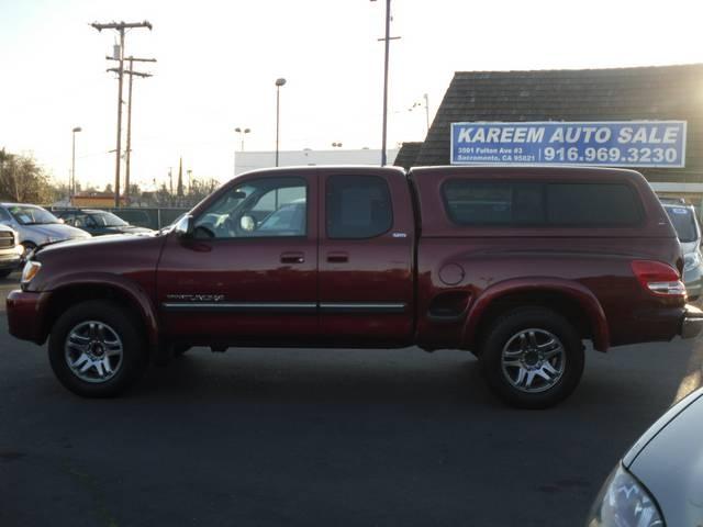 Toyota Tundra 2004 photo 2