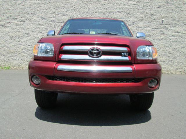 Toyota Tundra 2004 photo 1