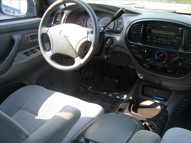 Toyota Tundra 2004 photo 5