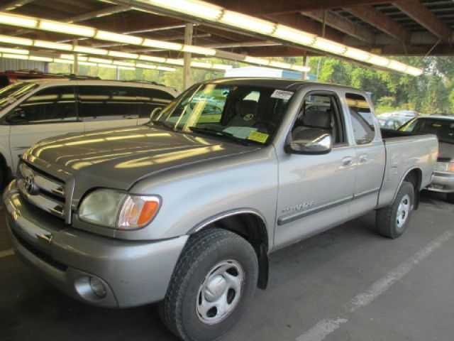 Toyota Tundra 2004 photo 2