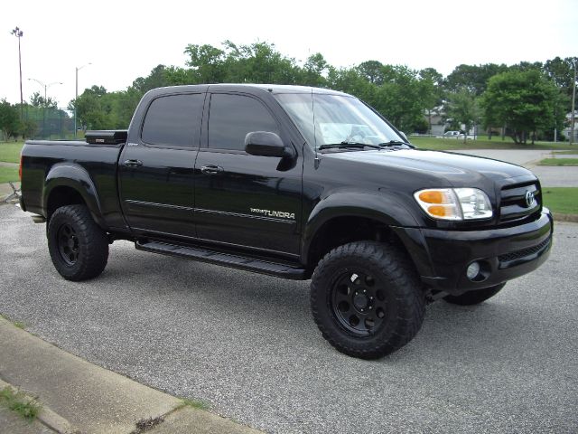 Toyota Tundra 2004 photo 1