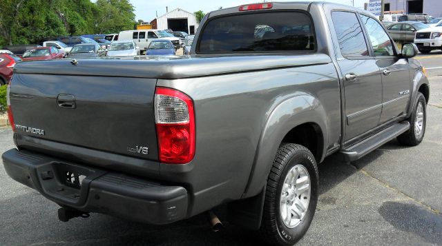 Toyota Tundra 2004 photo 1