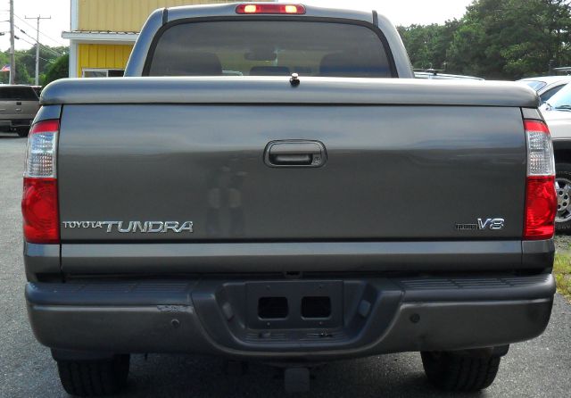 Toyota Tundra 2004 photo 3