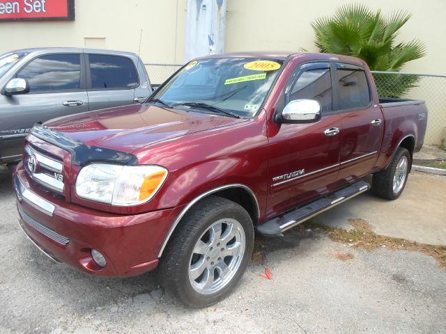 Toyota Tundra 2005 photo 2